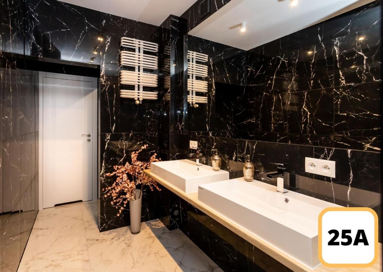 Sienna 41 Boutique Warsaw Apartments エクステリア 写真